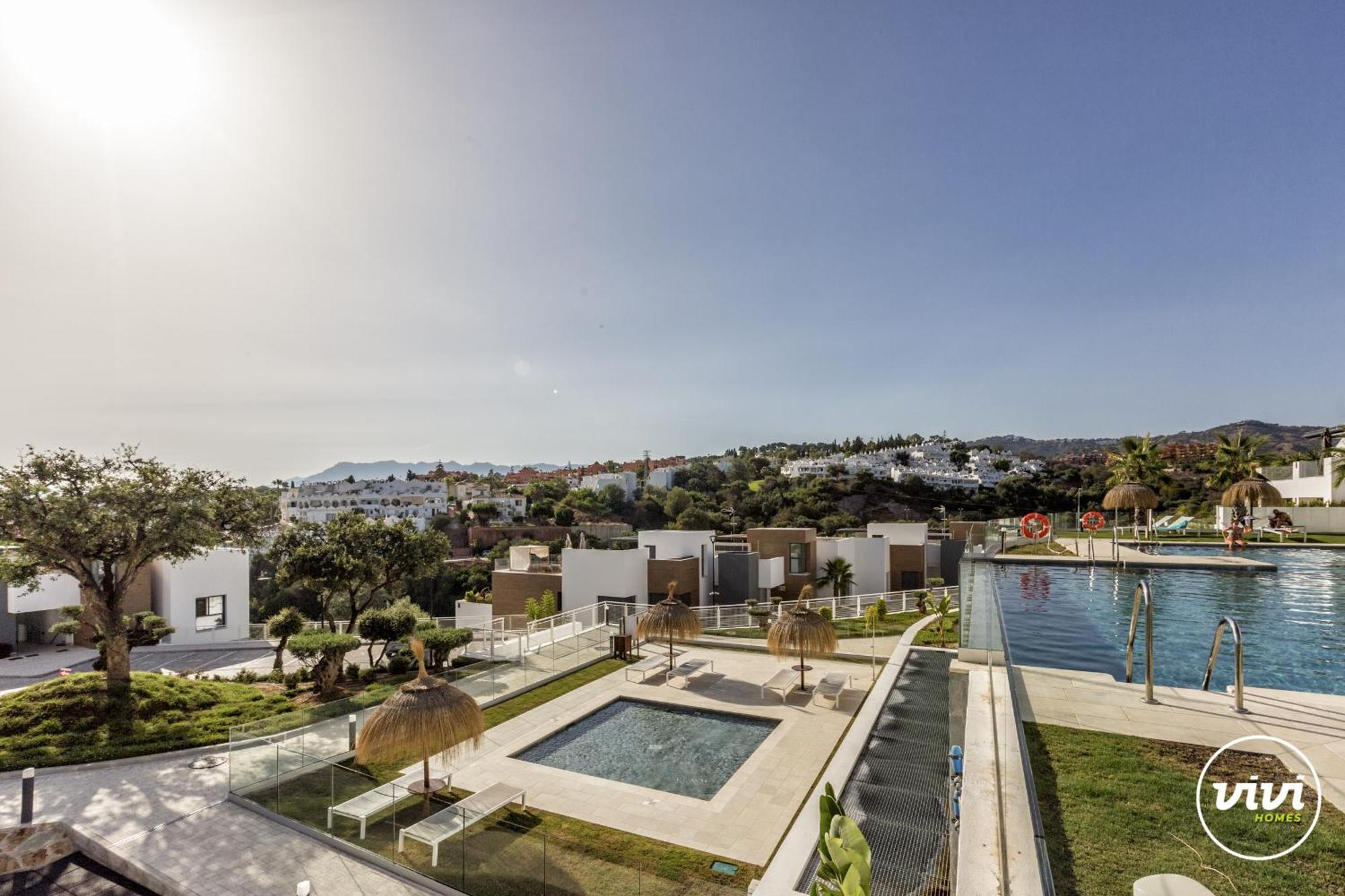 Holiday home Zoey - Pool, Gym, Terrace & Golf Marbella